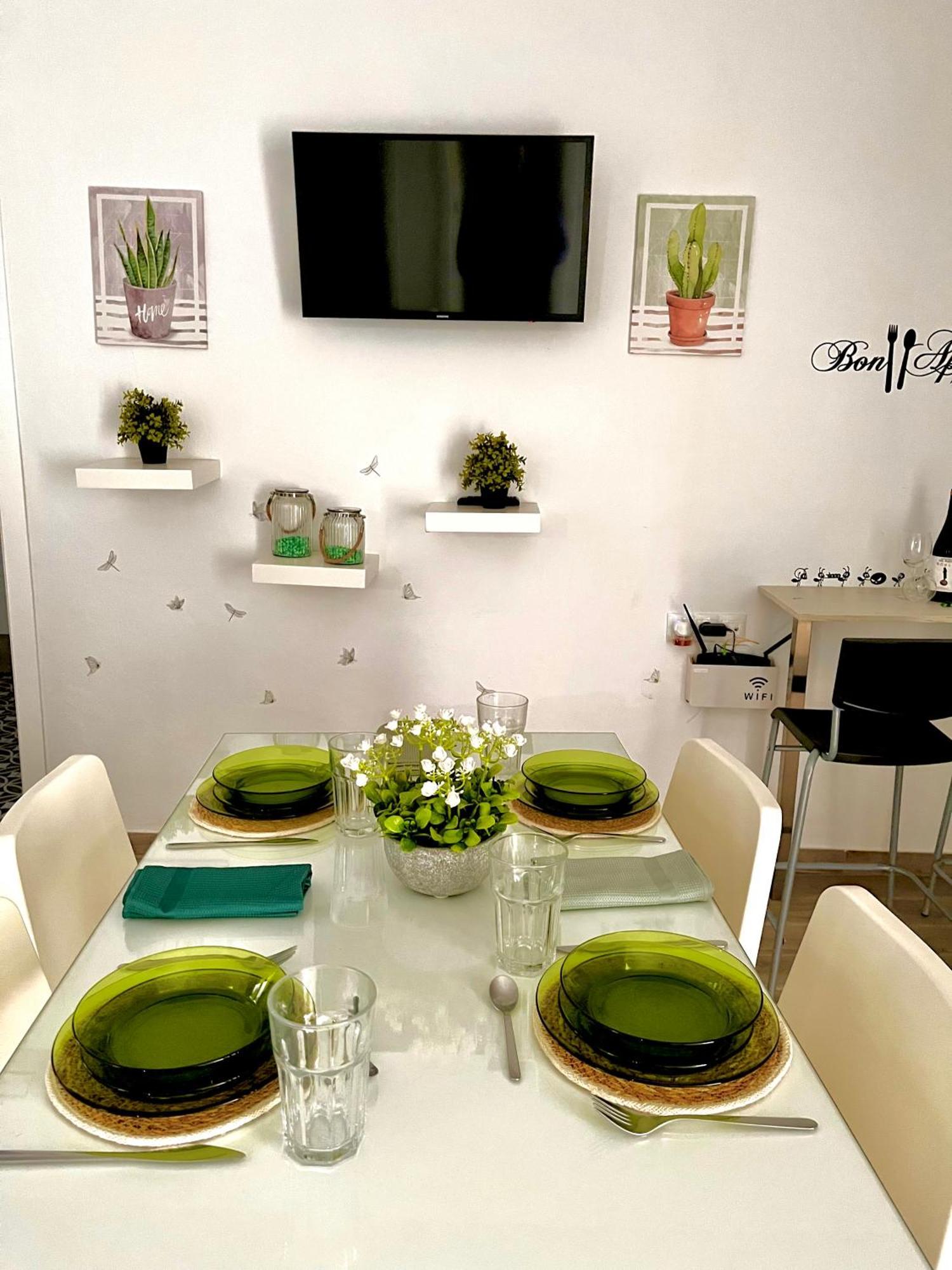 Conil Calle Trafalgar Centro Solo Familias Y Parejas コニル・デ・ラ・フロンテラ エクステリア 写真